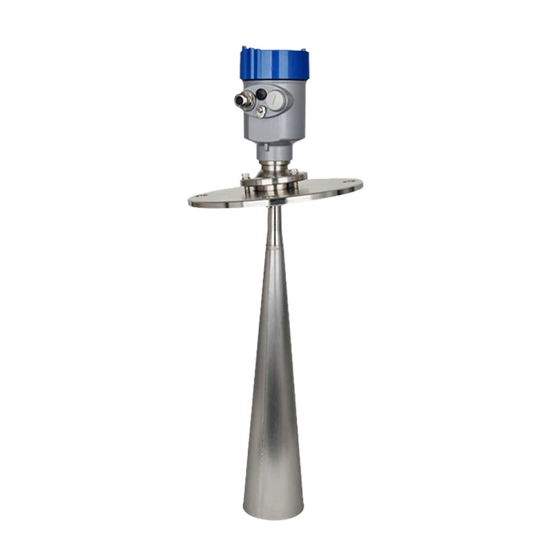 喇叭口雷達液位計：工業(yè)液位測量必備，穿透復雜工況穩(wěn)定監(jiān)測